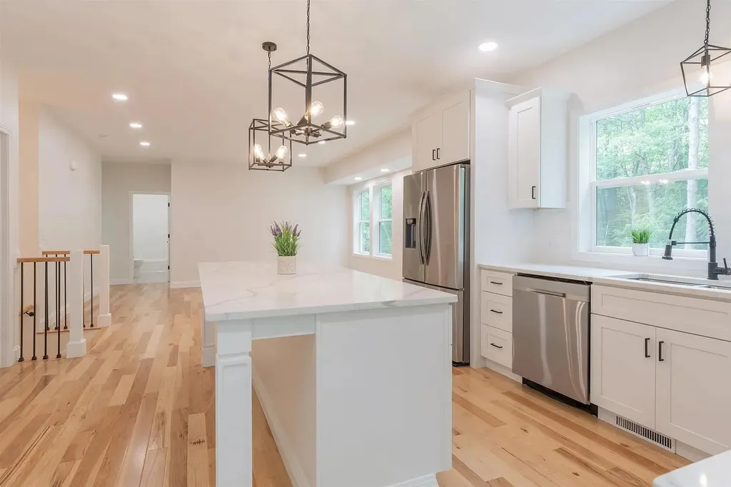 28 Colony Drive Barnstead NH 03225