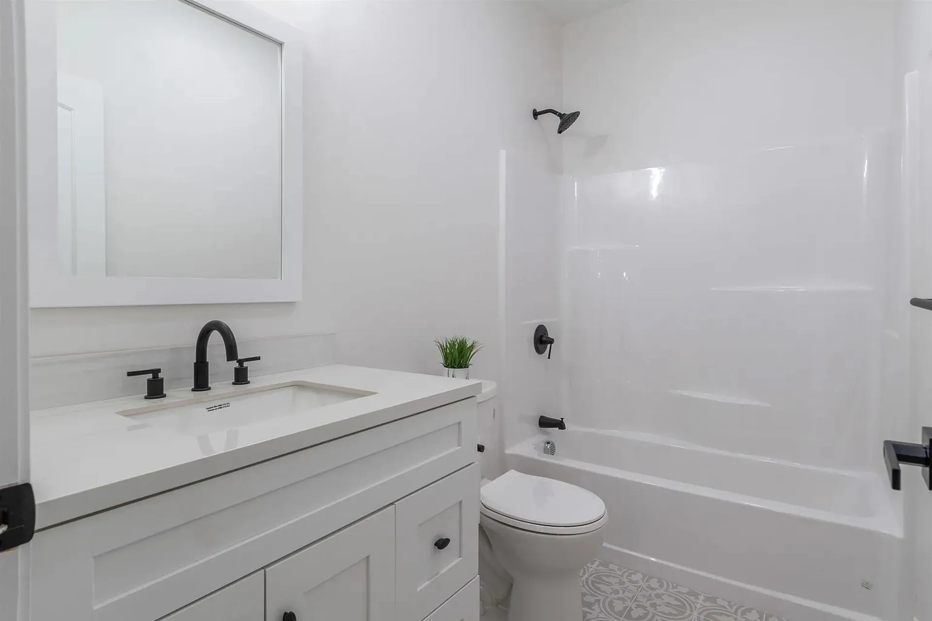 28 Colony Drive Barnstead NH 03225