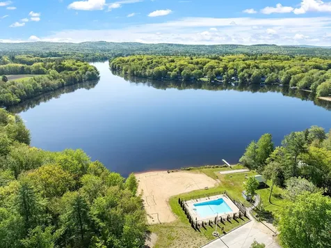 28 Colony Drive Barnstead NH 03225