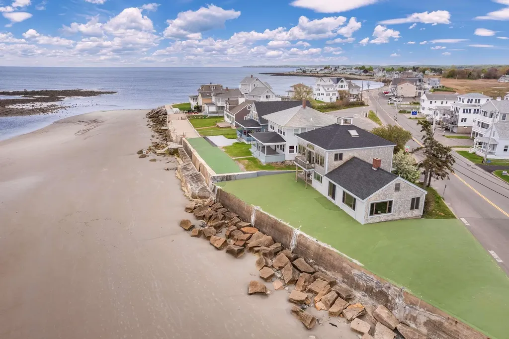 2 Gold Ribbon Drive Wells ME 04090