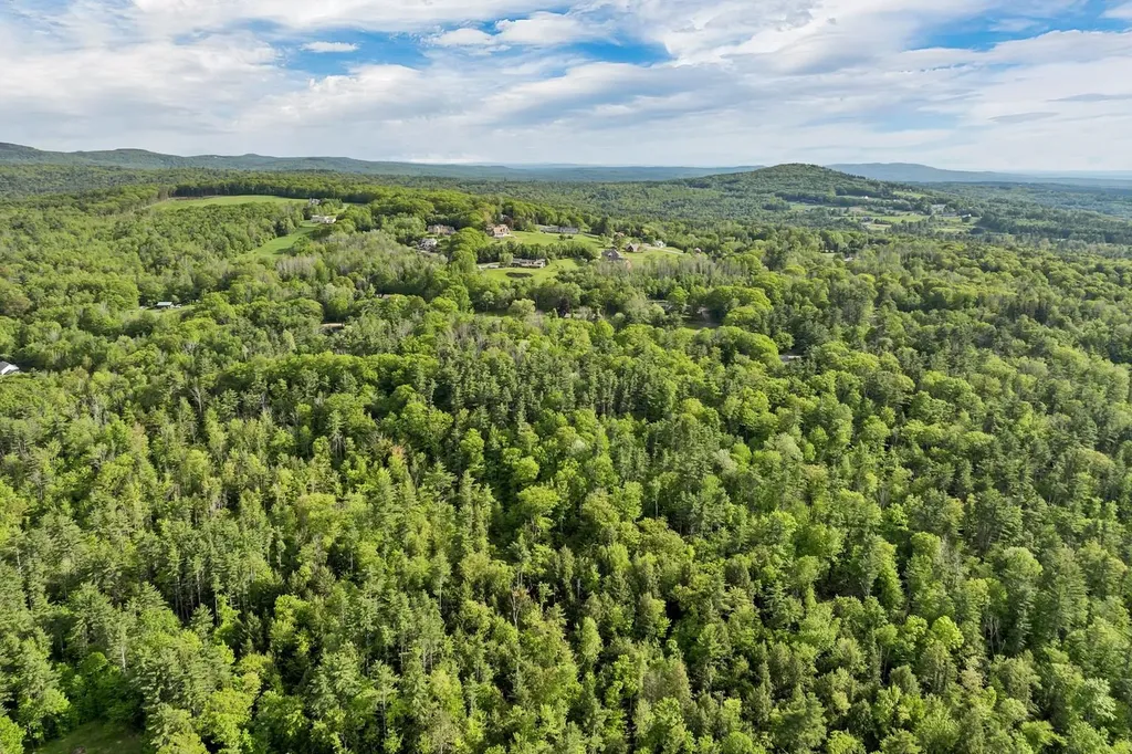 56 66 Sherwood Forest Drive Gilford NH 03249