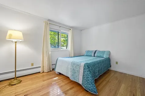 127 Peele Road Nashua NH 03062