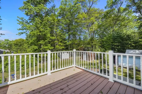 127 Peele Road Nashua NH 03062