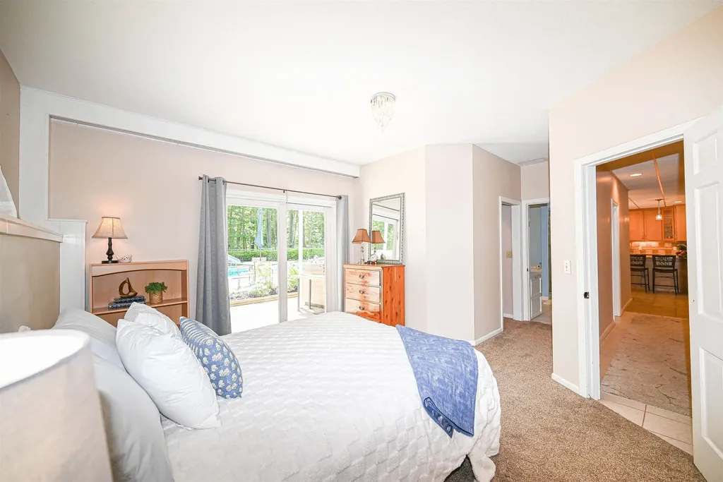 26 Green Meadow Lane Bedford NH 03110