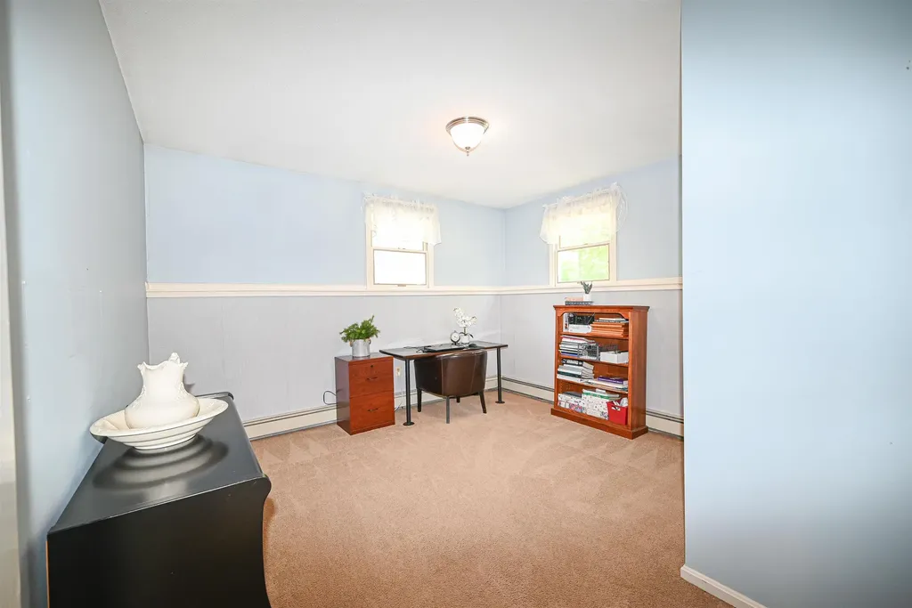 26 Green Meadow Lane Bedford NH 03110