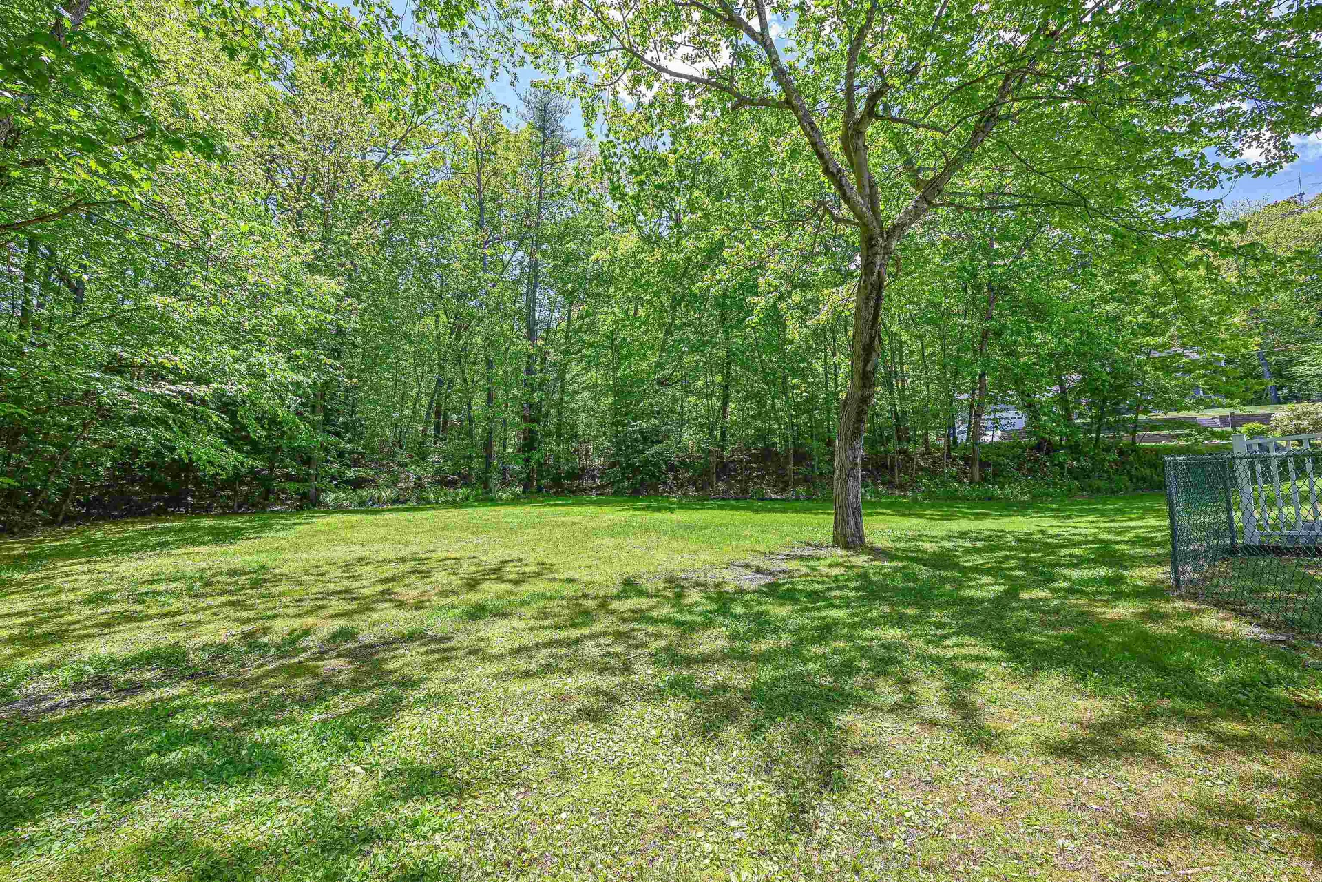 26 Green Meadow Lane Bedford NH 03110