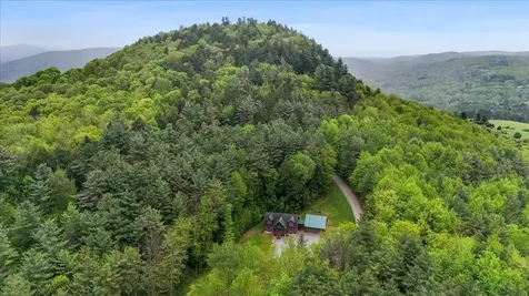 18 Chamberlin Hill Richmond VT 05477