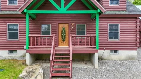 18 Chamberlin Hill Richmond VT 05477
