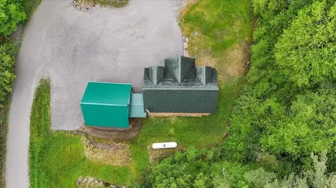 18 Chamberlin Hill Richmond VT 05477