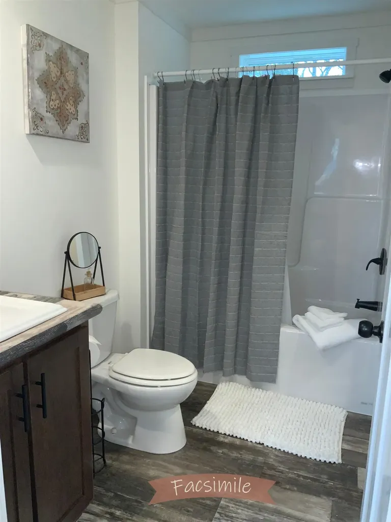 15 Darlene Lane Litchfield NH 03052