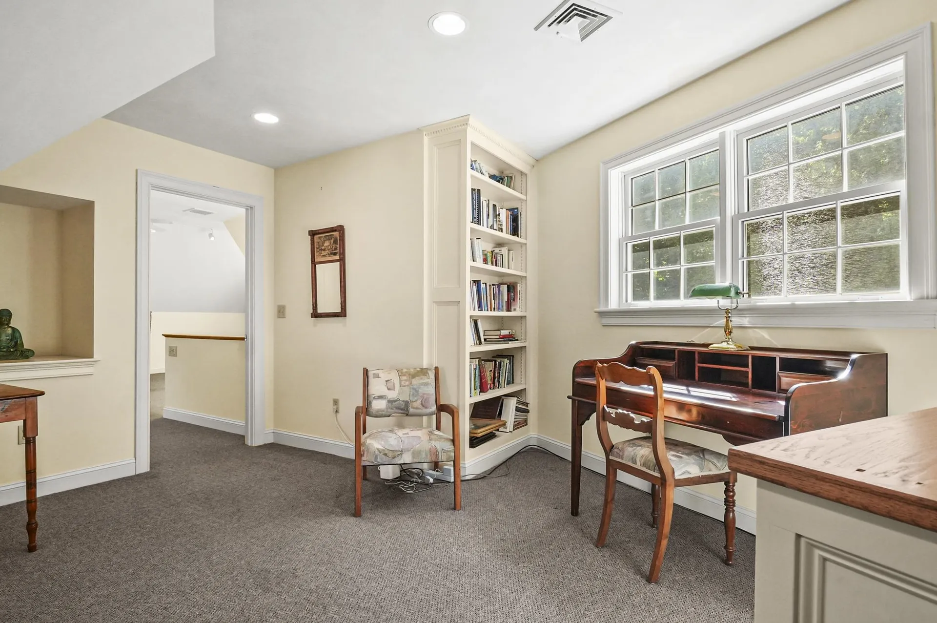 5 Random Road Rye NH 03870