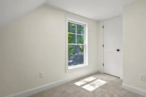 6 Elm Street Newton NH 03865