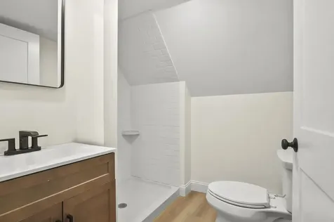 6 Elm Street Newton NH 03865