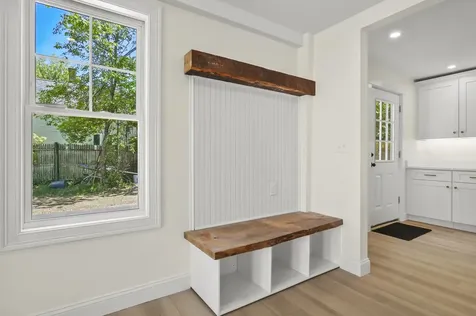 6 Elm Street Newton NH 03865