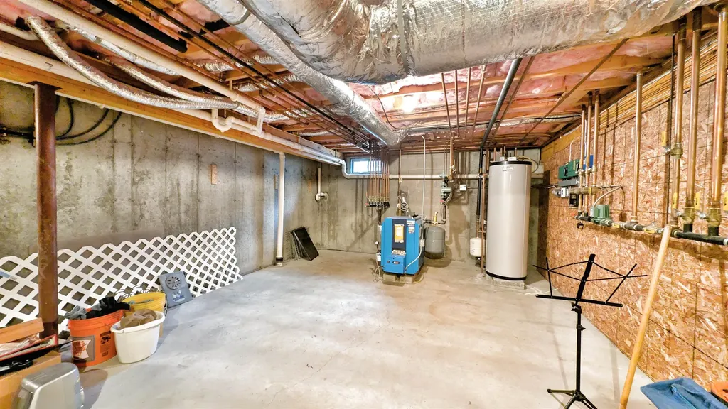 927 Borough Road Pembroke NH 03275