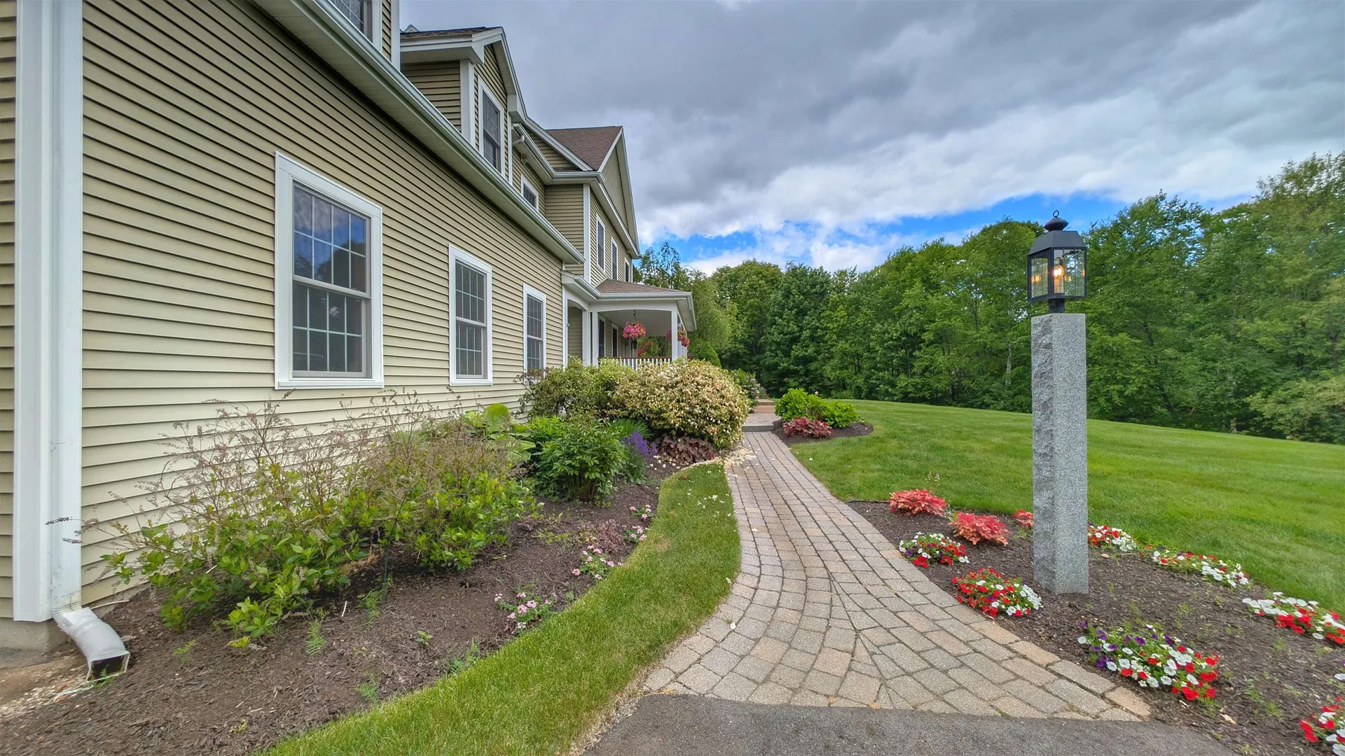 927 Borough Road Pembroke NH 03275