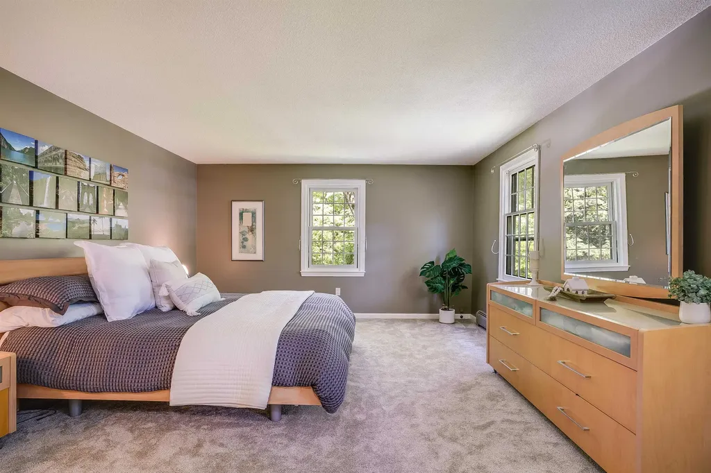 16 Pulpit Run Amherst NH 03031