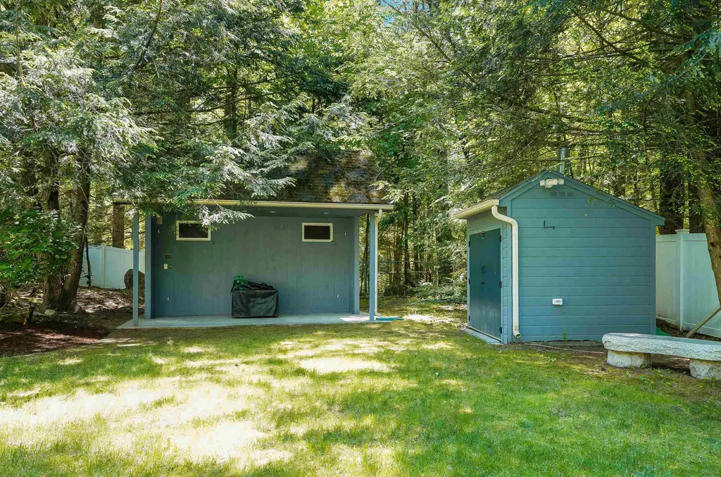 16 Pulpit Run Amherst NH 03031