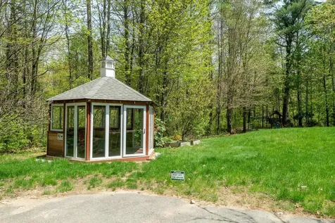 2 Alex Court Somersworth NH 03878