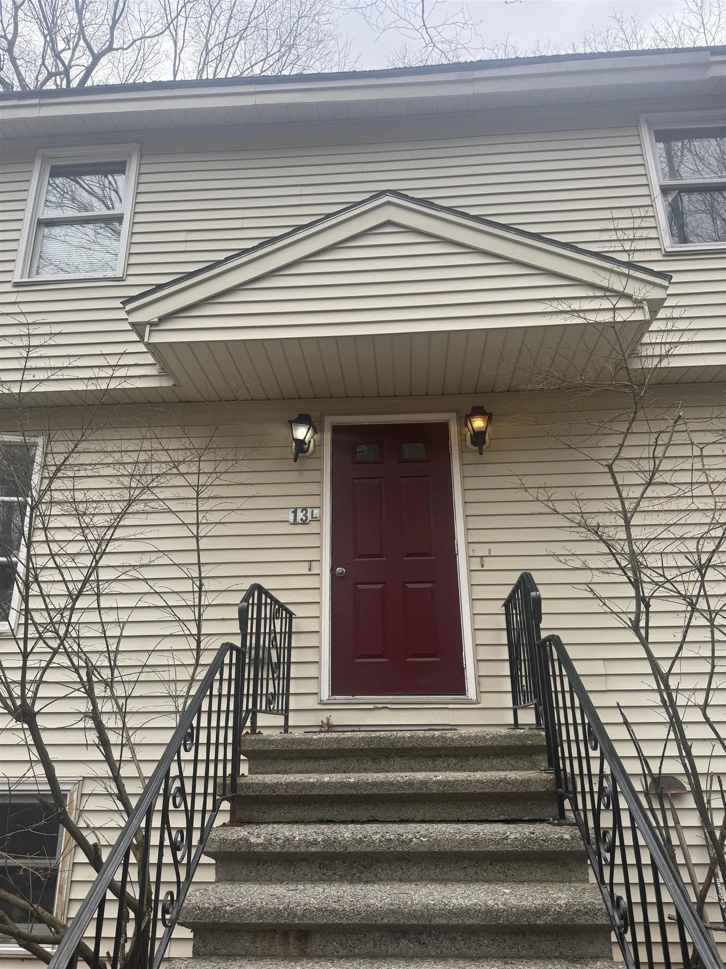 13R Al Street Derry NH 03038