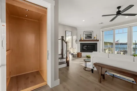 33 Little Bay Drive Dover NH 03820