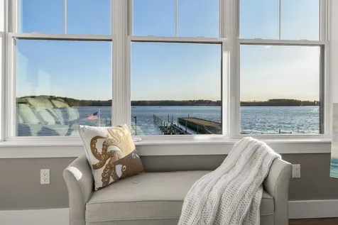 33 Little Bay Drive Dover NH 03820