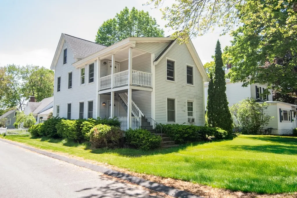 569 Blodget Street Manchester NH 03104