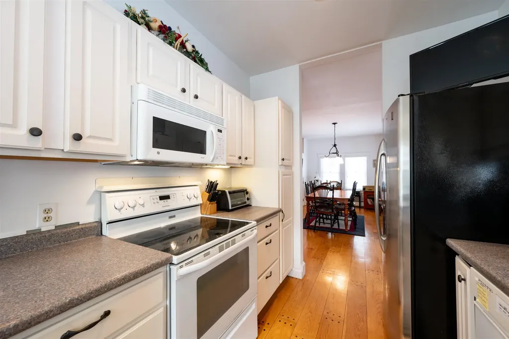 17 Golf Pond Avenue Woodstock VT 05091