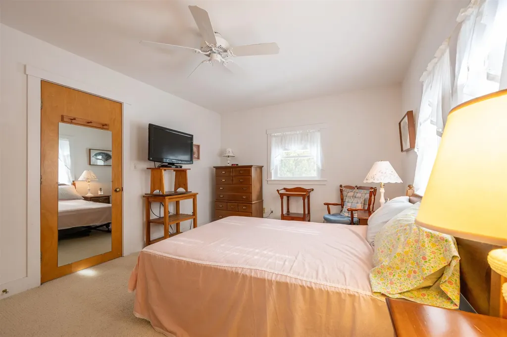 17 Golf Pond Avenue Woodstock VT 05091