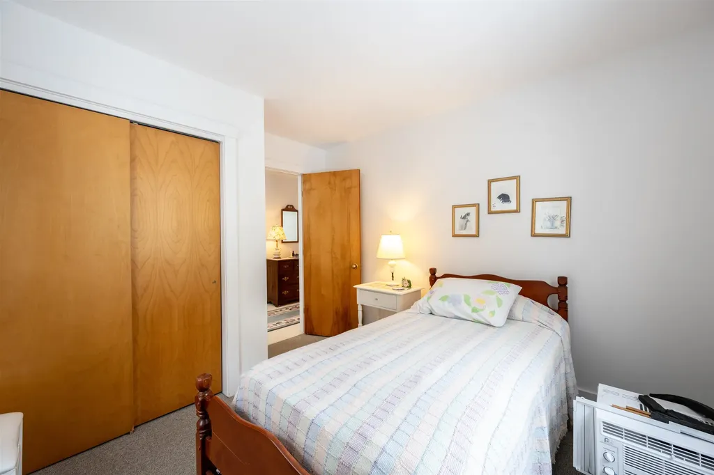 17 Golf Pond Avenue Woodstock VT 05091