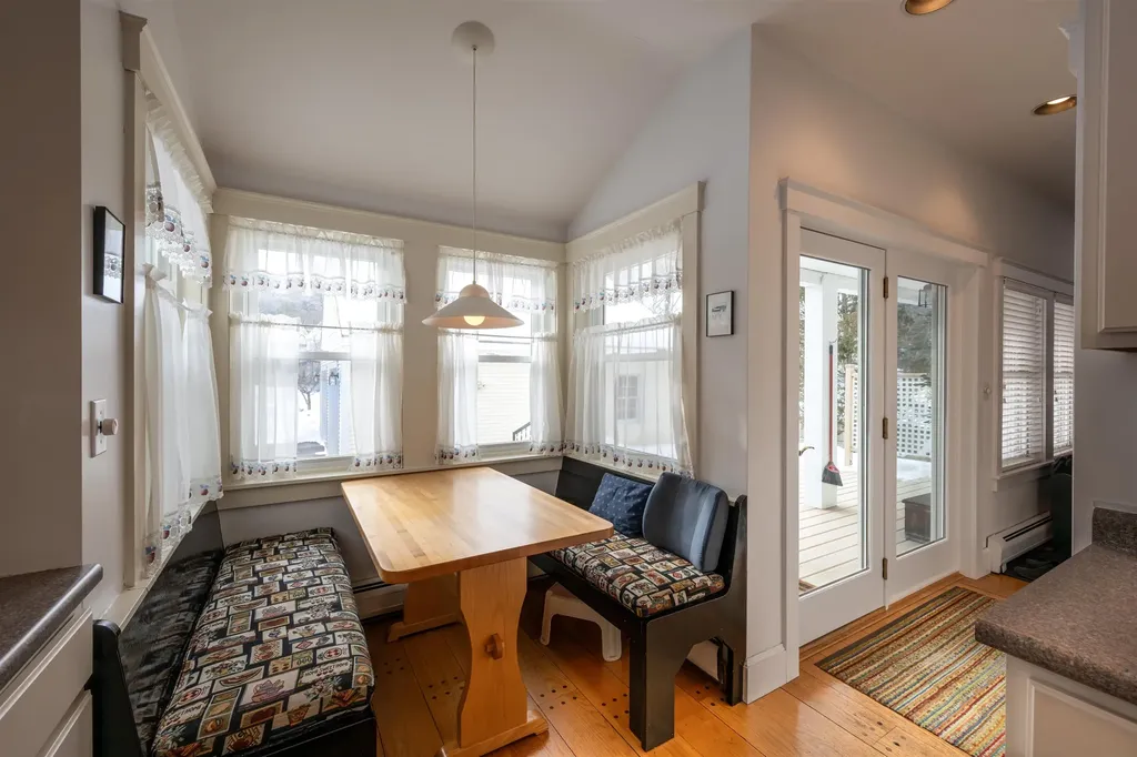 17 Golf Pond Avenue Woodstock VT 05091