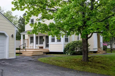17 Golf Avenue Woodstock VT 05091