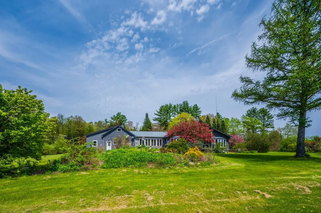 45 Barton Whitney Road Newport NH 03773