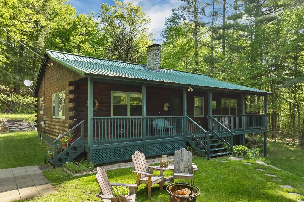 32 Jewell Hill Road Groton NH 03241