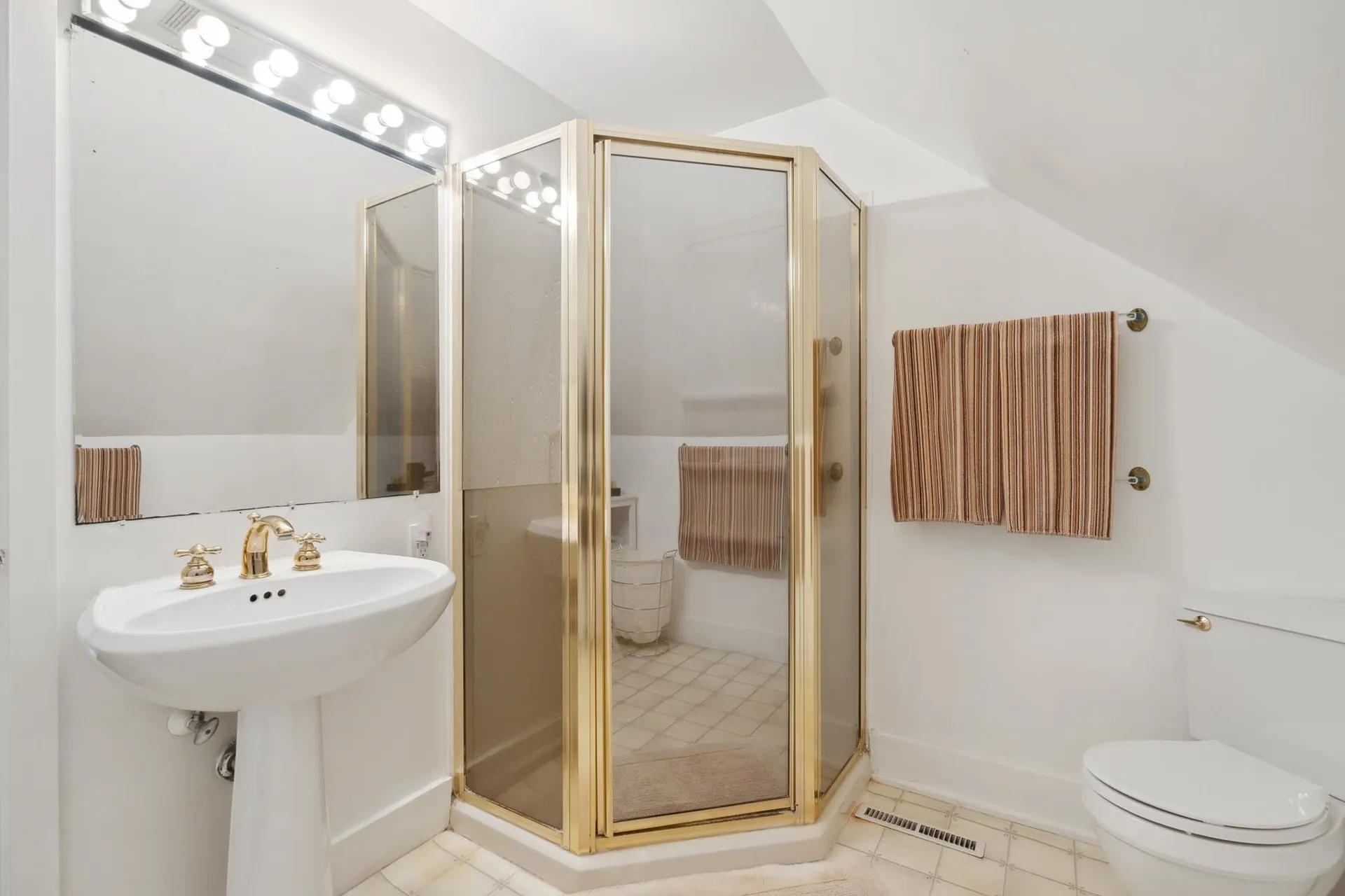 9671 Vt Route 12 Barnard VT 05031