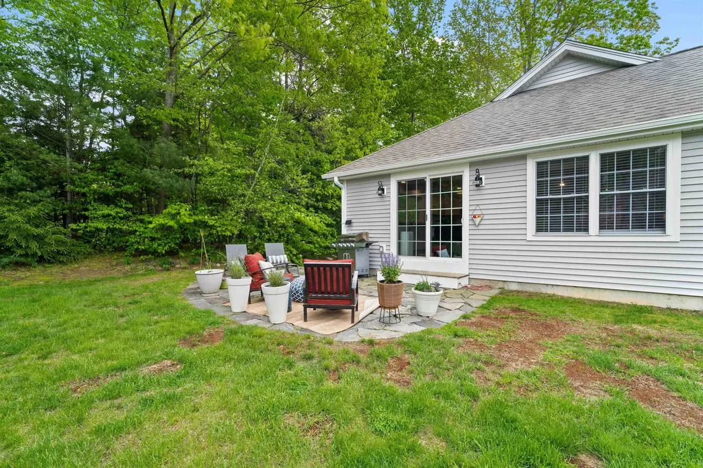 31 Henderson Road Gilford NH 03249