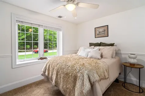 31 Henderson Road Gilford NH 03249