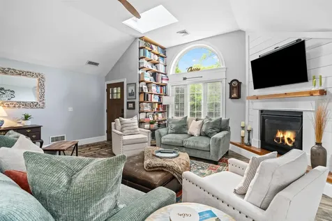 31 Henderson Road Gilford NH 03249