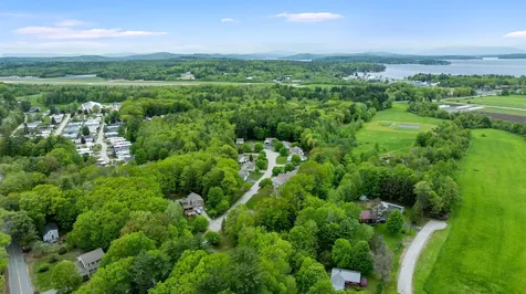 31 Henderson Road Gilford NH 03249