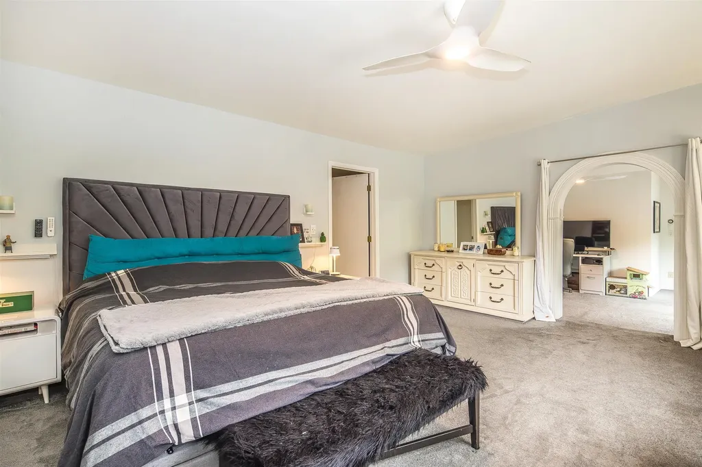 183 Vacation Lodge Road Londonderry VT 05148