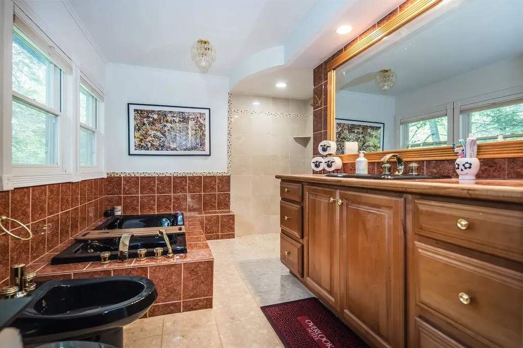 183 Vacation Lodge Road Londonderry VT 05148