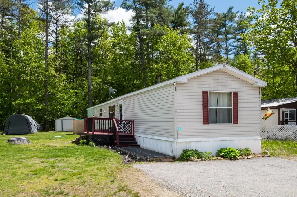 75 Pineland Park Road Milton NH 03851