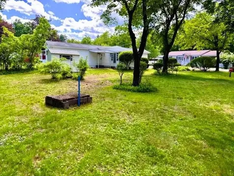 15 Westpoint Terrace Nashua NH 03062