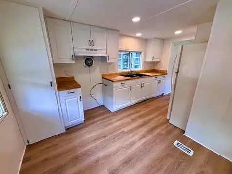 15 Westpoint Terrace Nashua NH 03062