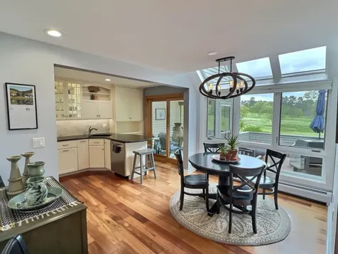 11 The Seasons New London NH 03257