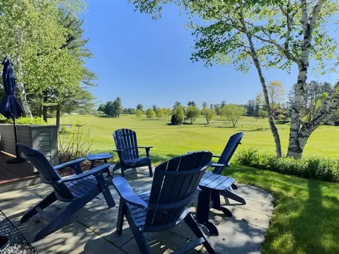 11 The Seasons New London NH 03257