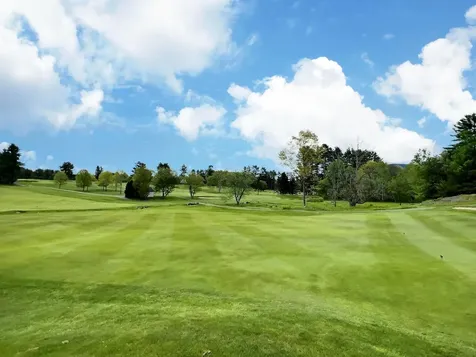 11 The Seasons New London NH 03257