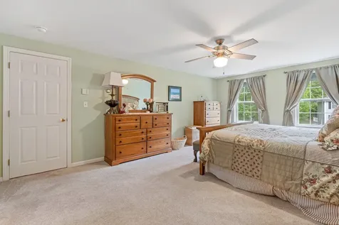 15 Fox Meadow Lane Merrimack NH 03054