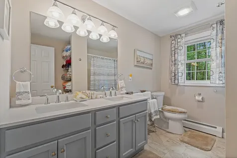 15 Fox Meadow Lane Merrimack NH 03054