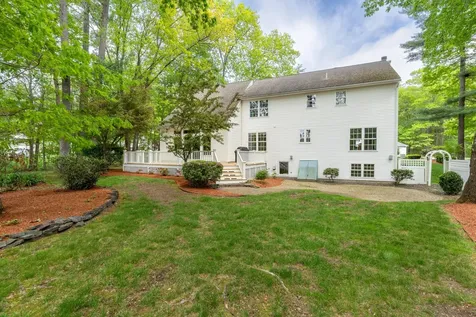 15 Fox Meadow Lane Merrimack NH 03054